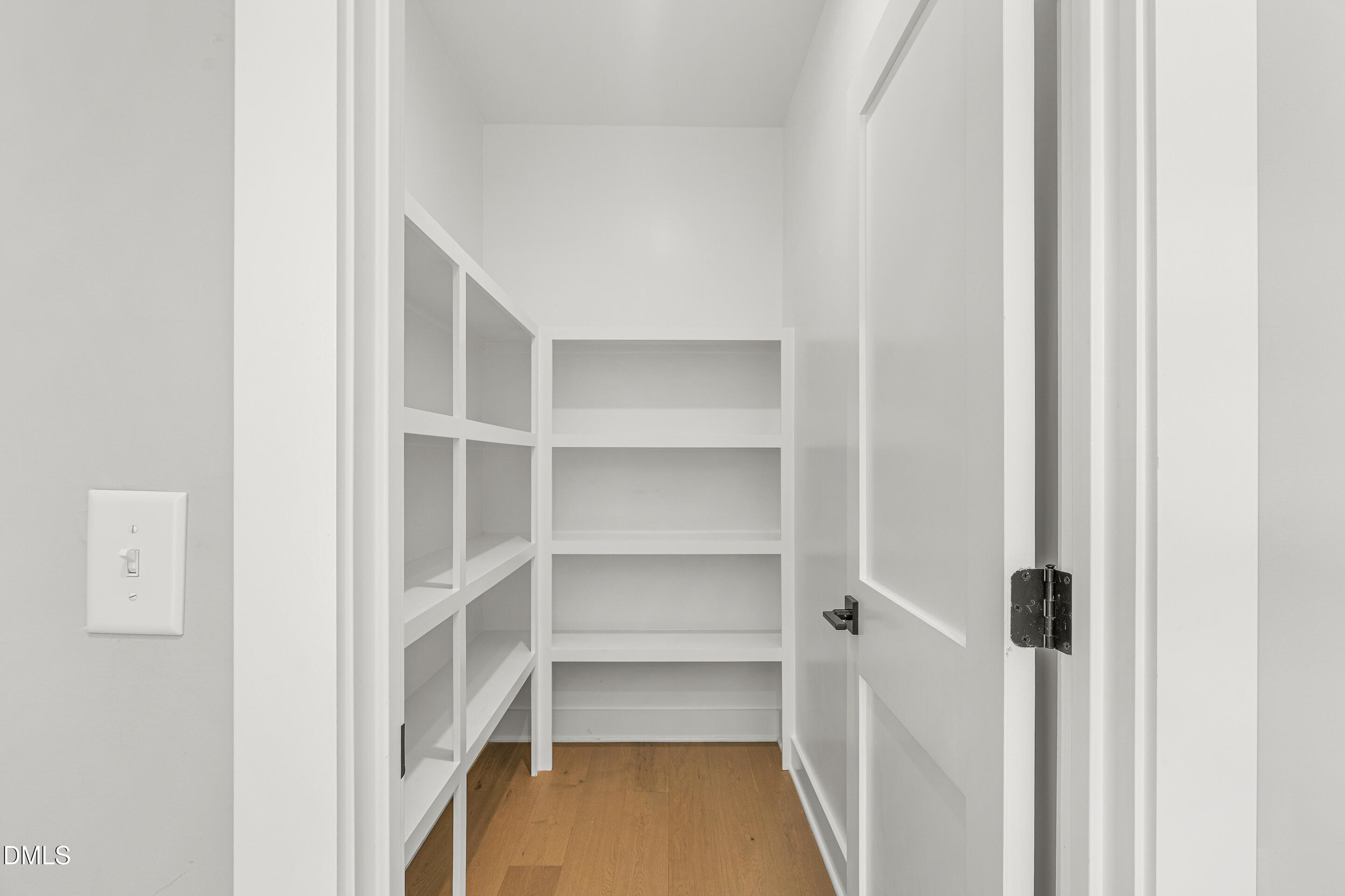 7717 Dover Hills Drive Property Photo 33