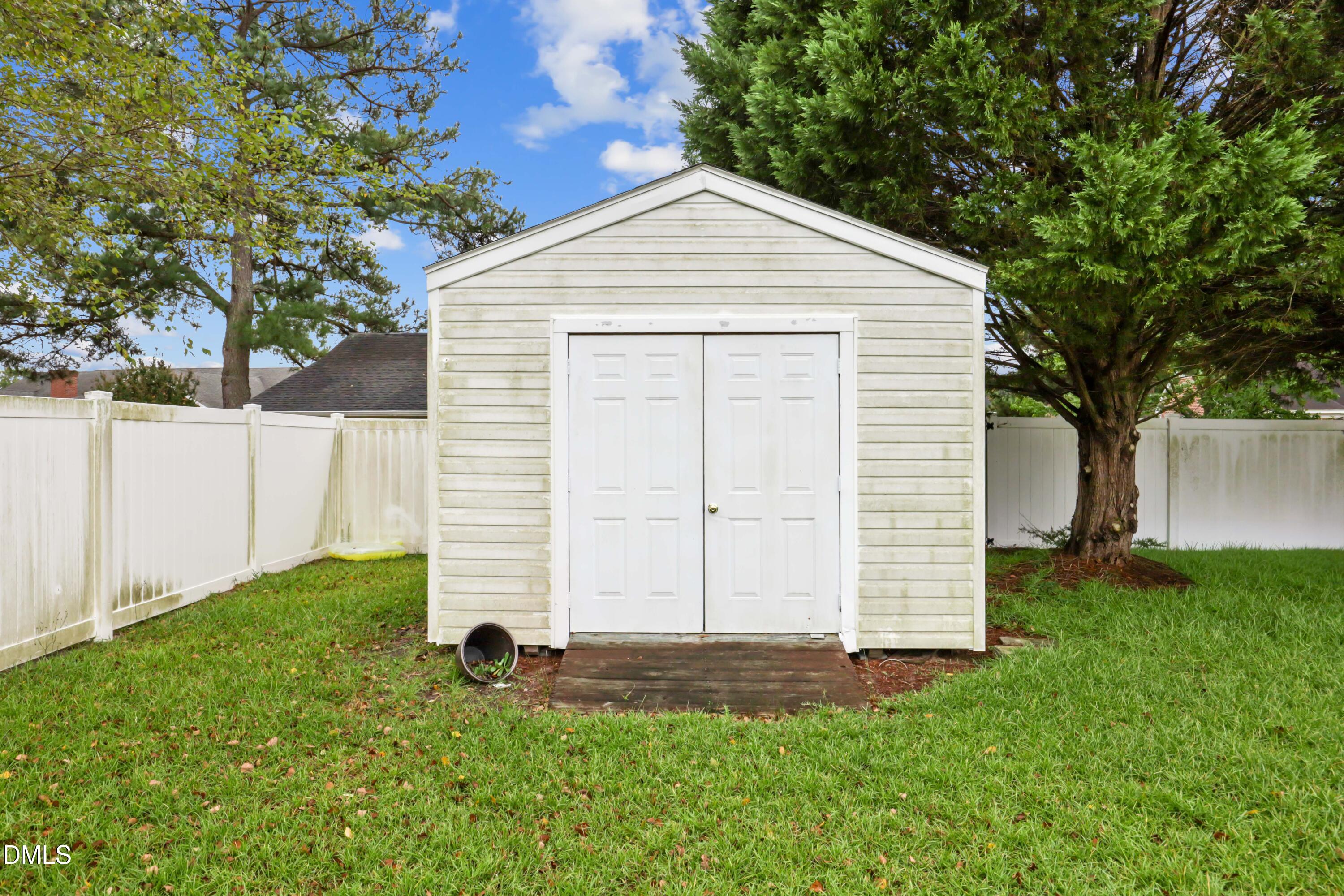 4511 Bobwhite Trail N Property Photo 23