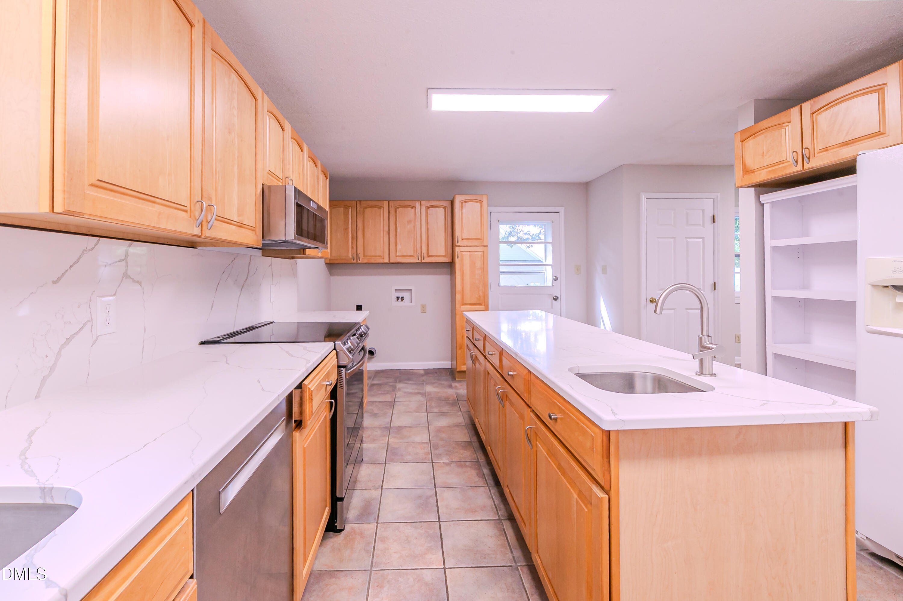 1308 Azalea Drive Property Photo 5