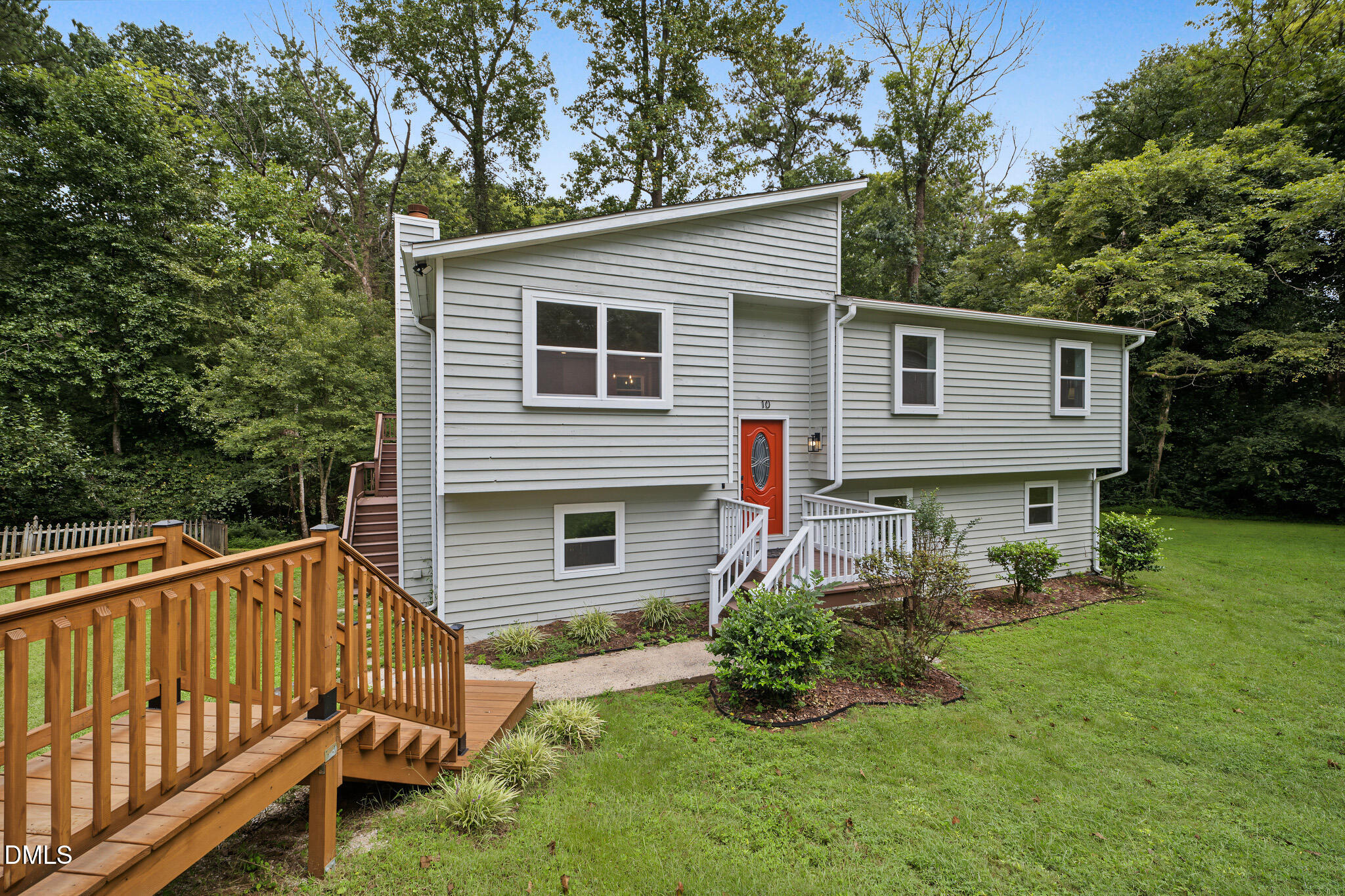 10 Winchester Court Property Photo 2