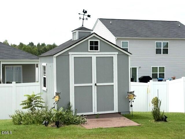 526 Leven Drive Property Photo 28