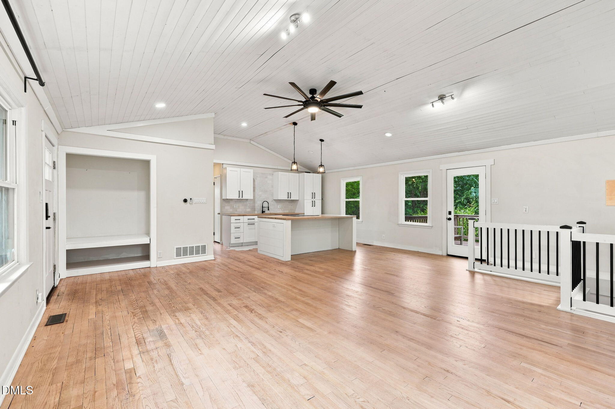 3108 Brentwood Road Property Photo 4