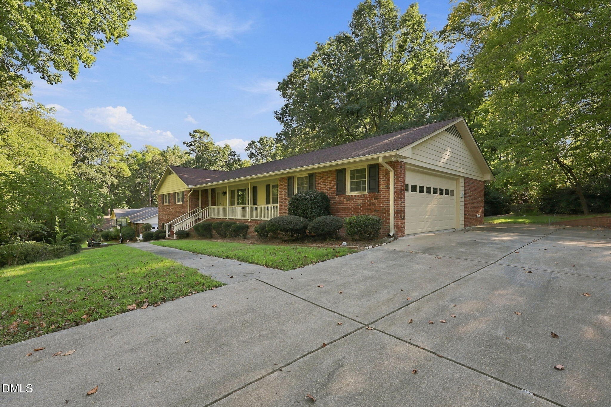 2325 Dawn Trail Property Photo 6