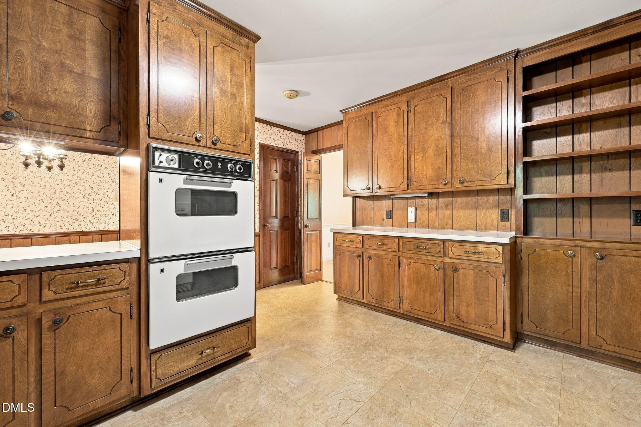 2325 Dawn Trail Property Photo 17