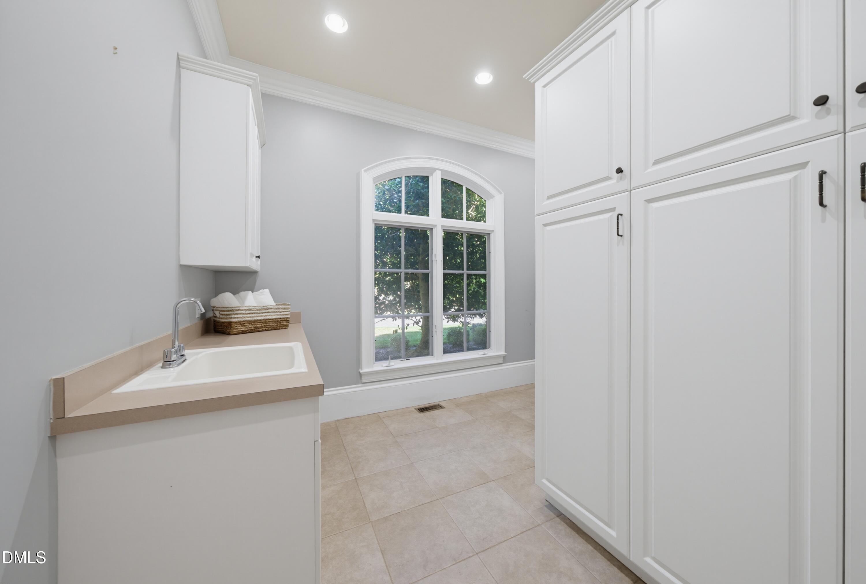 6592 Wakefalls Drive Property Photo 35