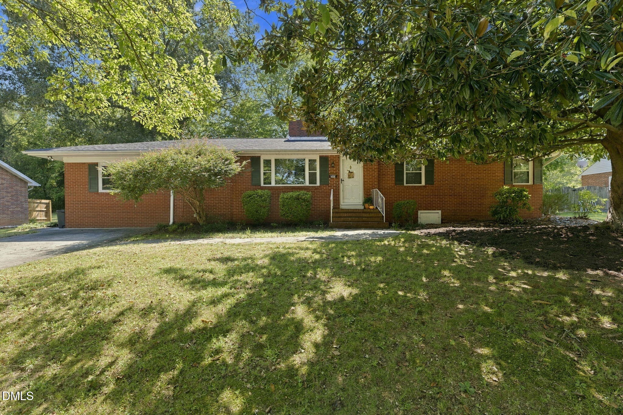 505 Paris Street Property Photo 1