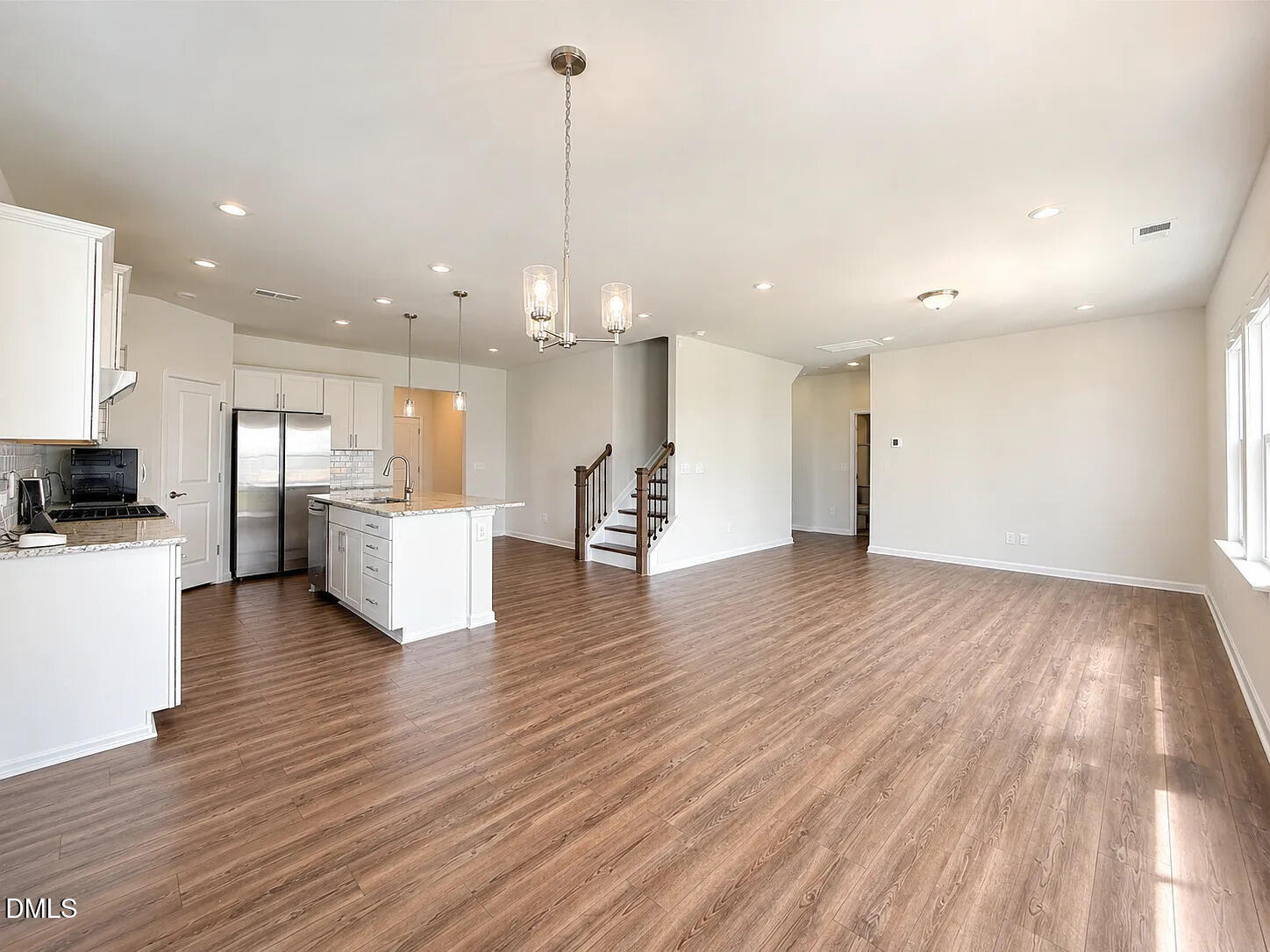 104 Fair Isle Court Property Photo 7