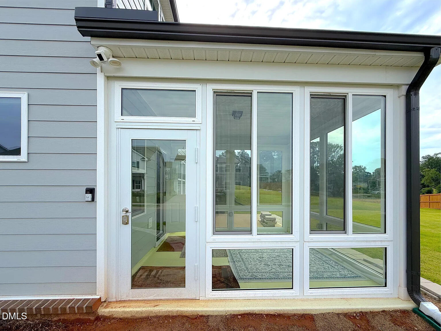 104 Fair Isle Court Property Photo 10