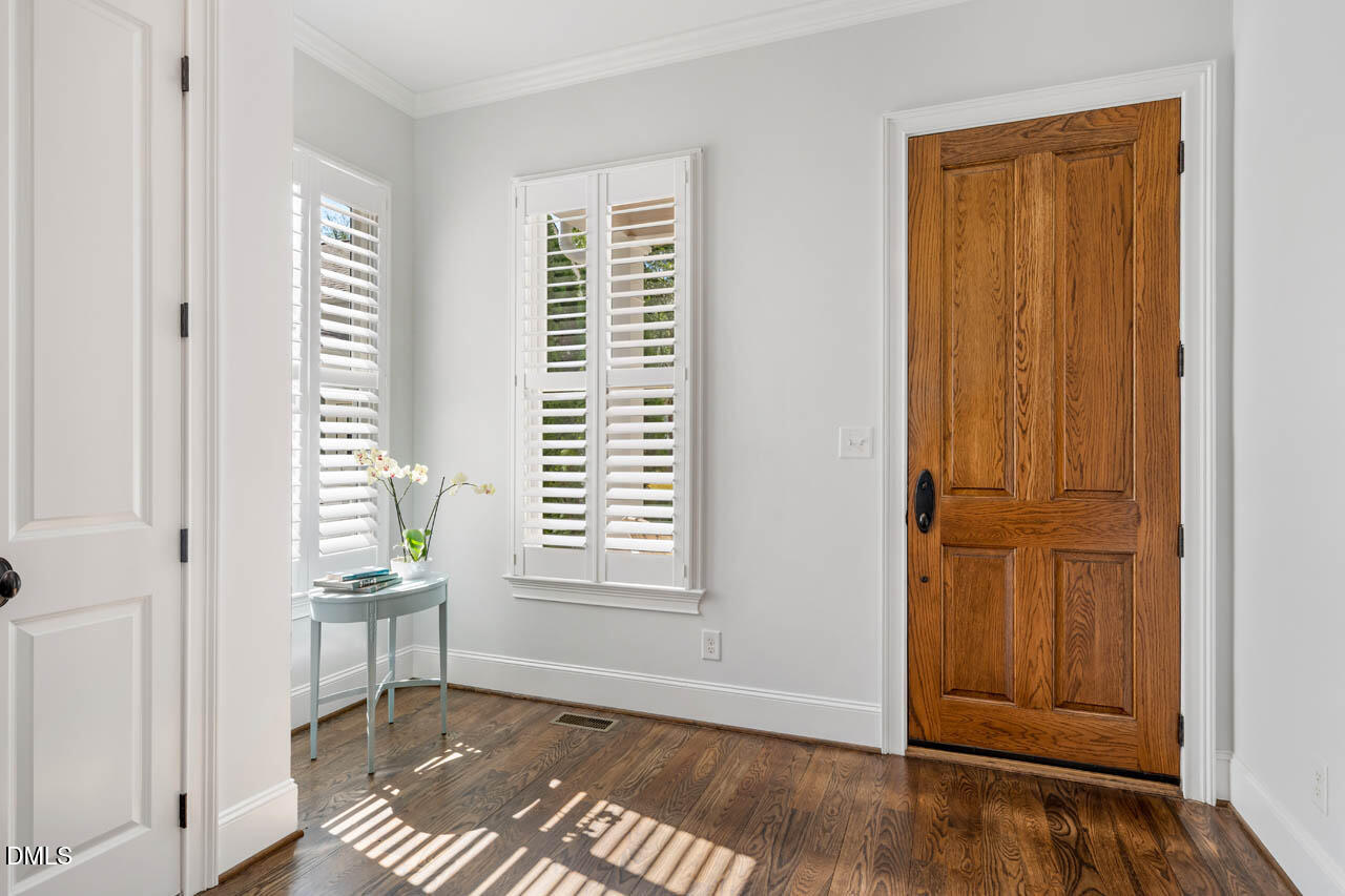 113 Piano Street Property Photo 5