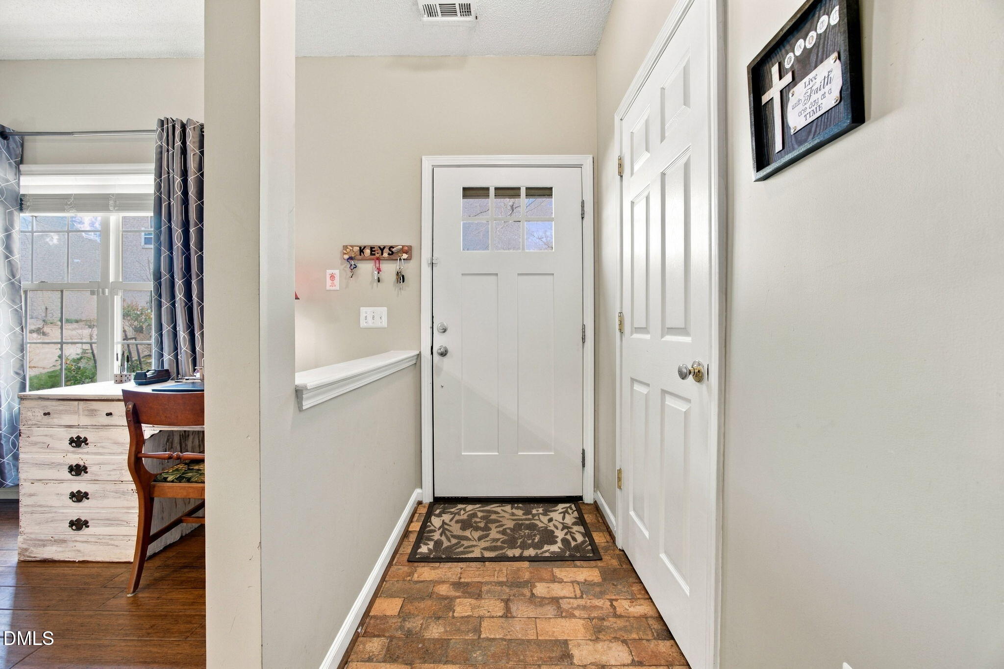 2905 Gross Avenue Property Photo 5