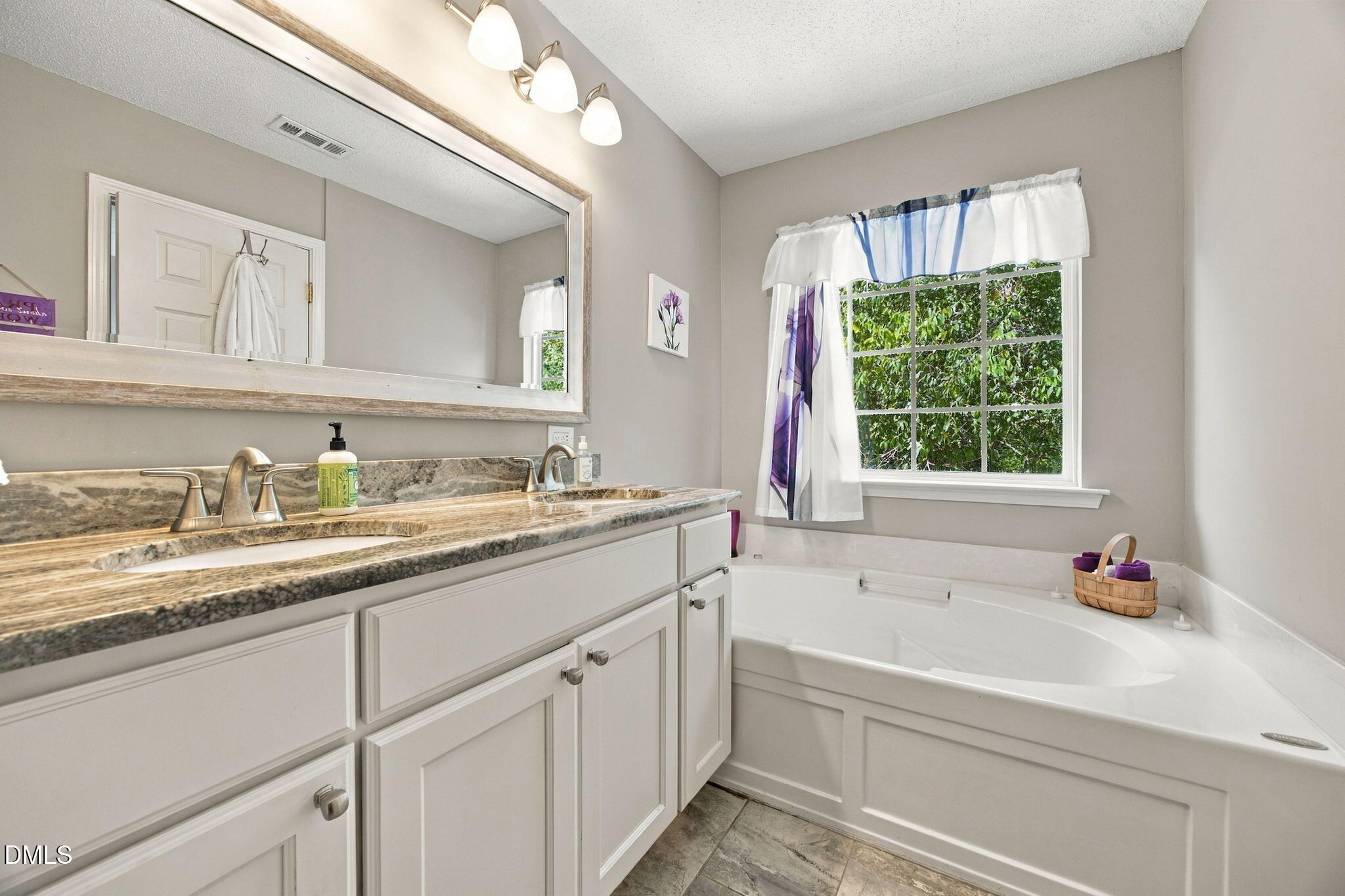 2905 Gross Avenue Property Photo 22