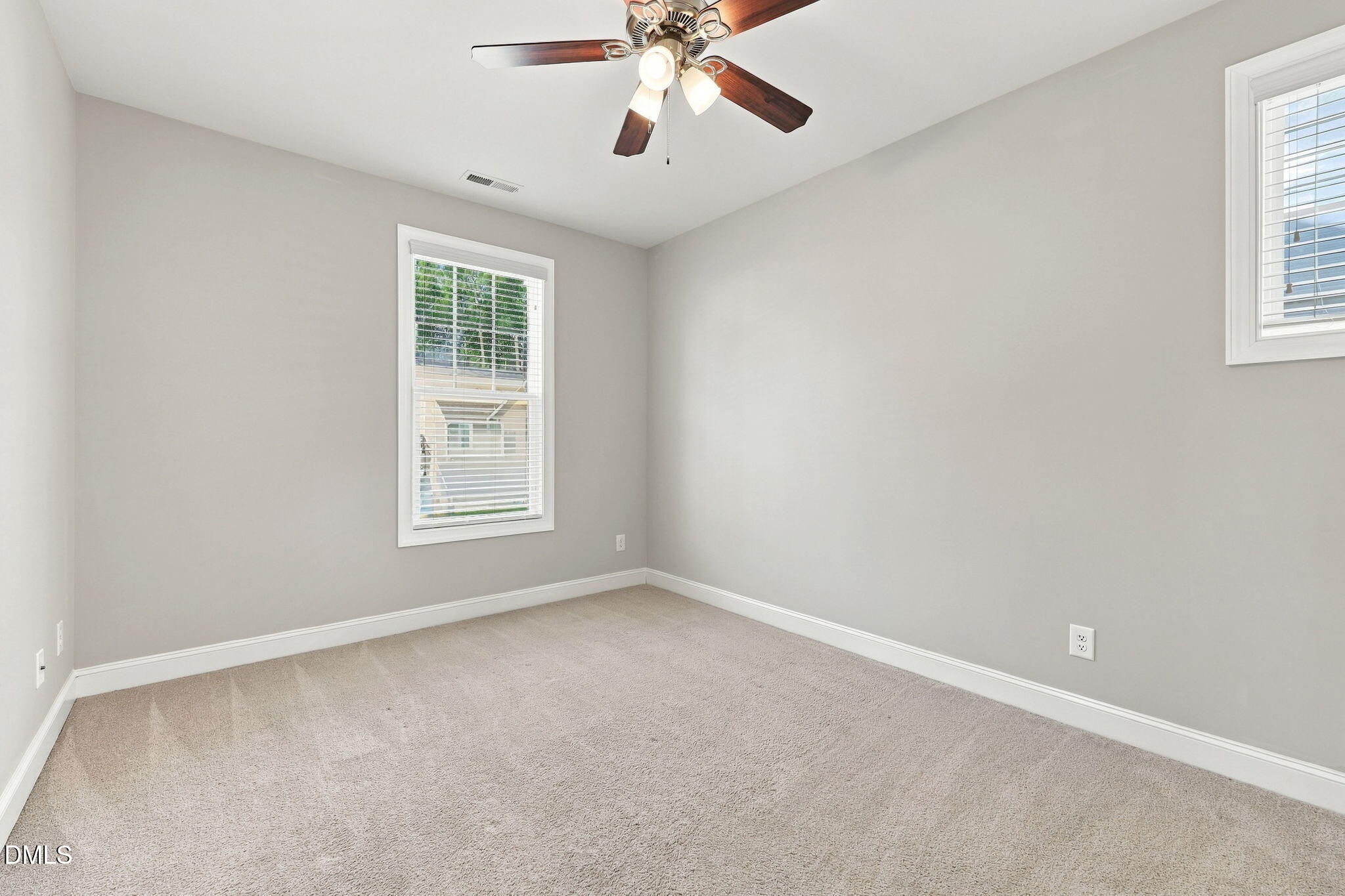 419 Hopwood Way Property Photo 27
