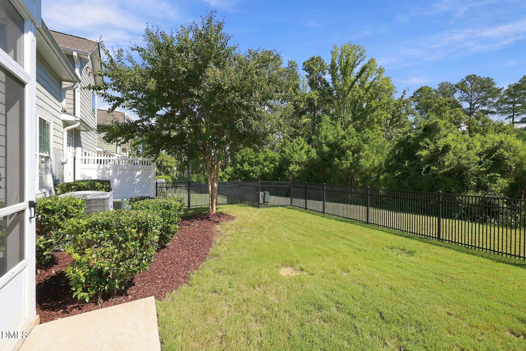 419 Hopwood Way Property Photo 35