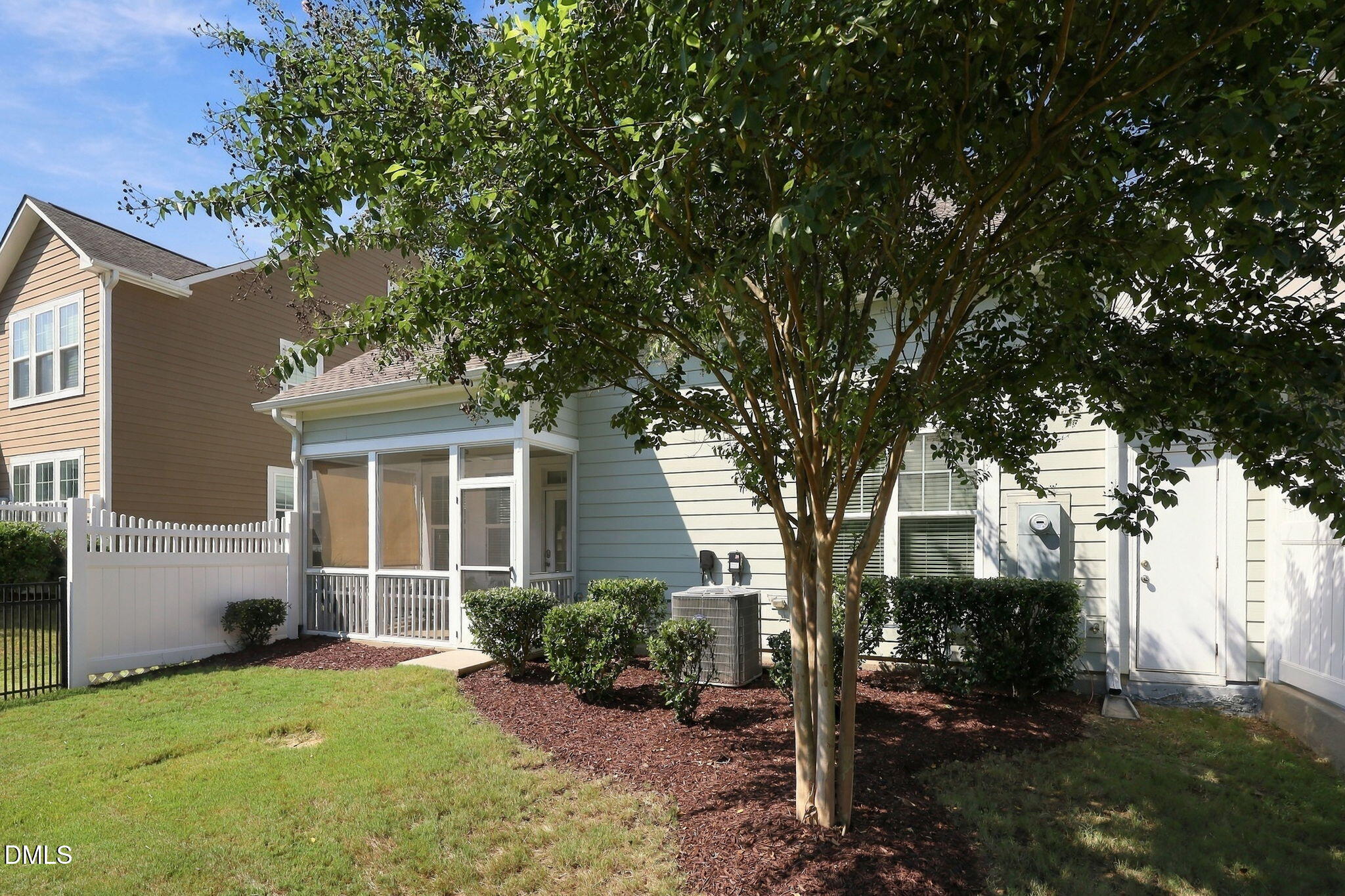 419 Hopwood Way Property Photo 38