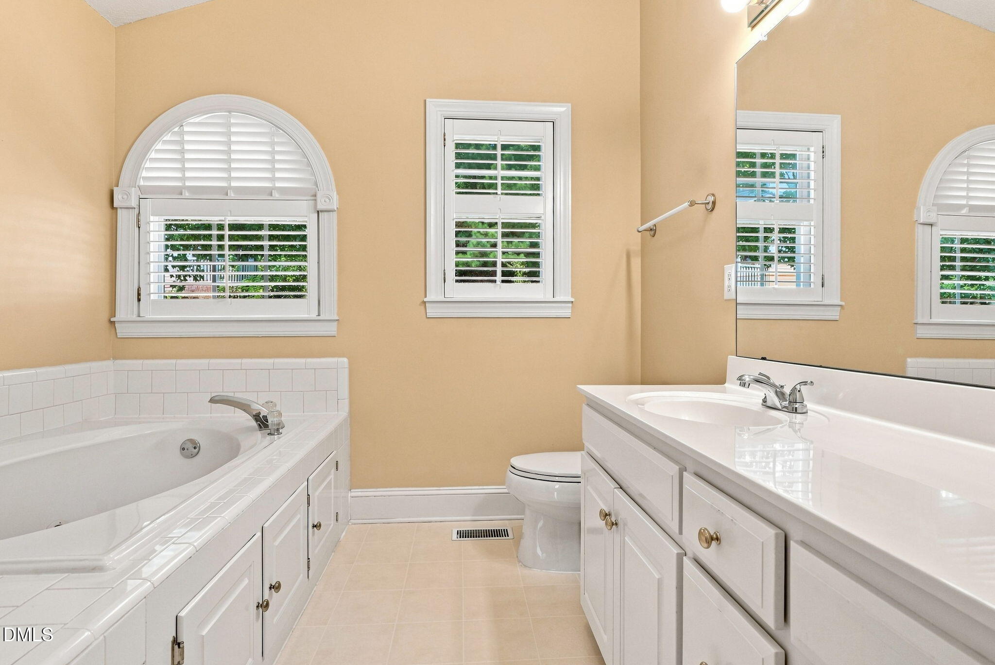 7409 Ivy League Lane Property Photo 14