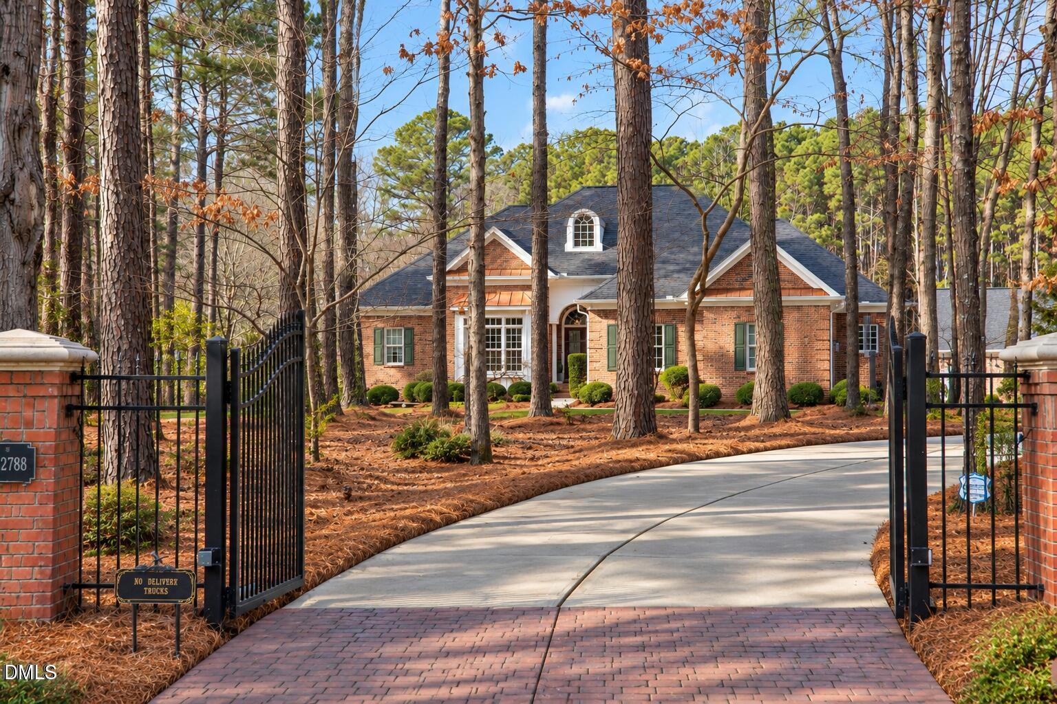 2769 Weaver Hill Drive Property Photo 1
