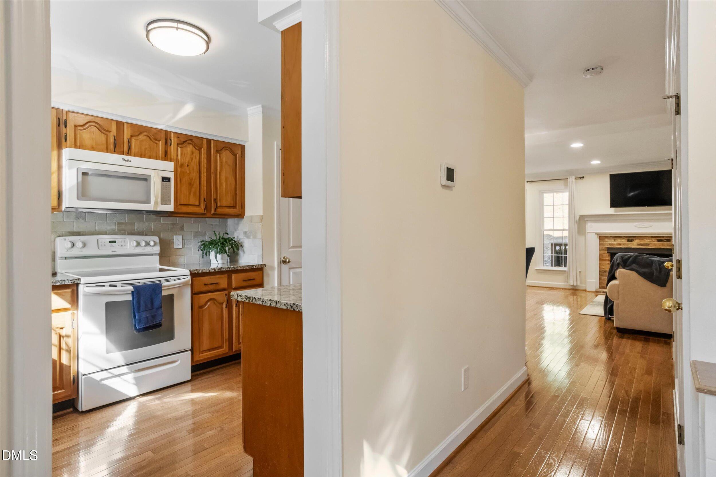 6707 Queen Annes Drive Property Photo 4