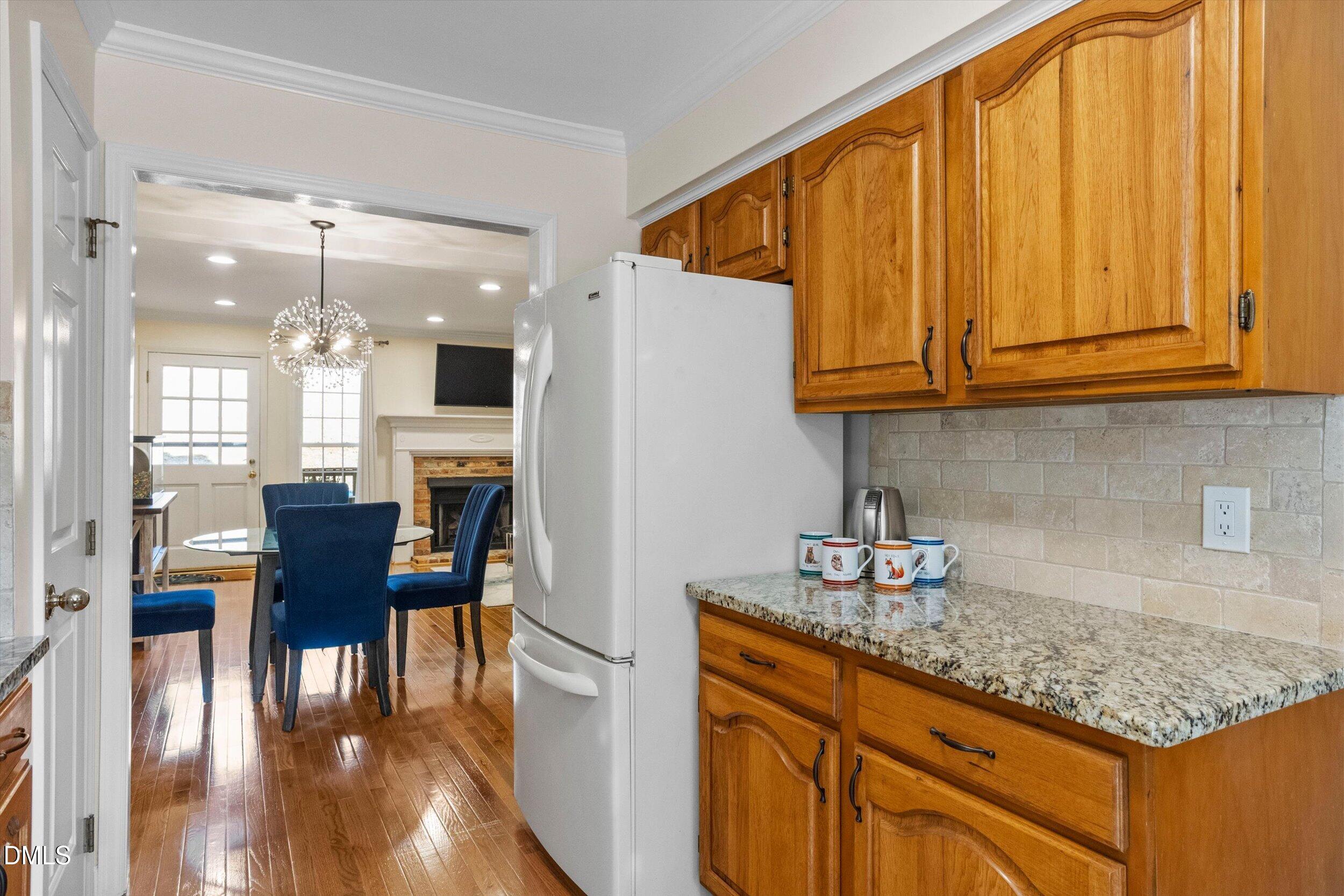 6707 Queen Annes Drive Property Photo 8