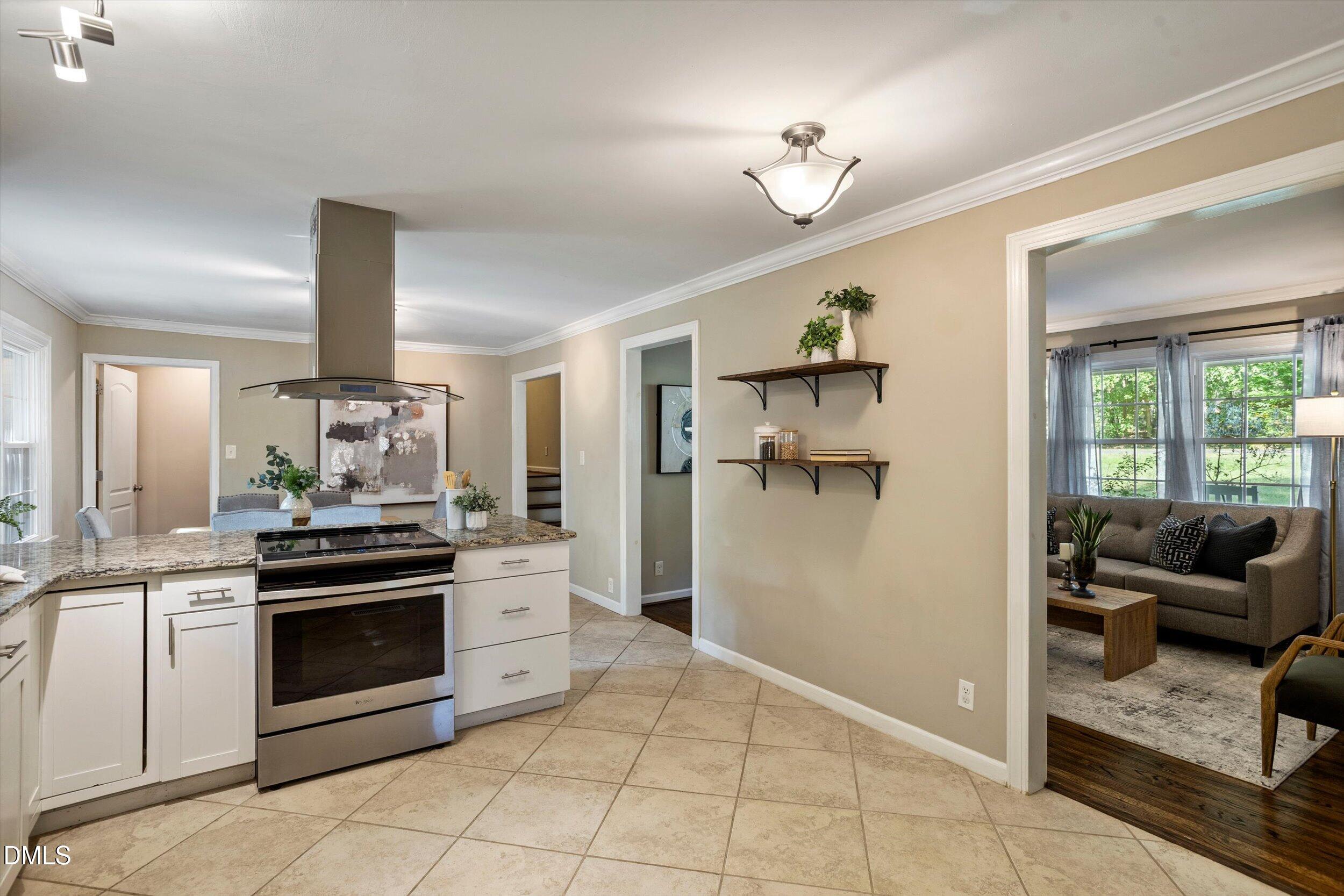 931 Allister Road Property Photo 11