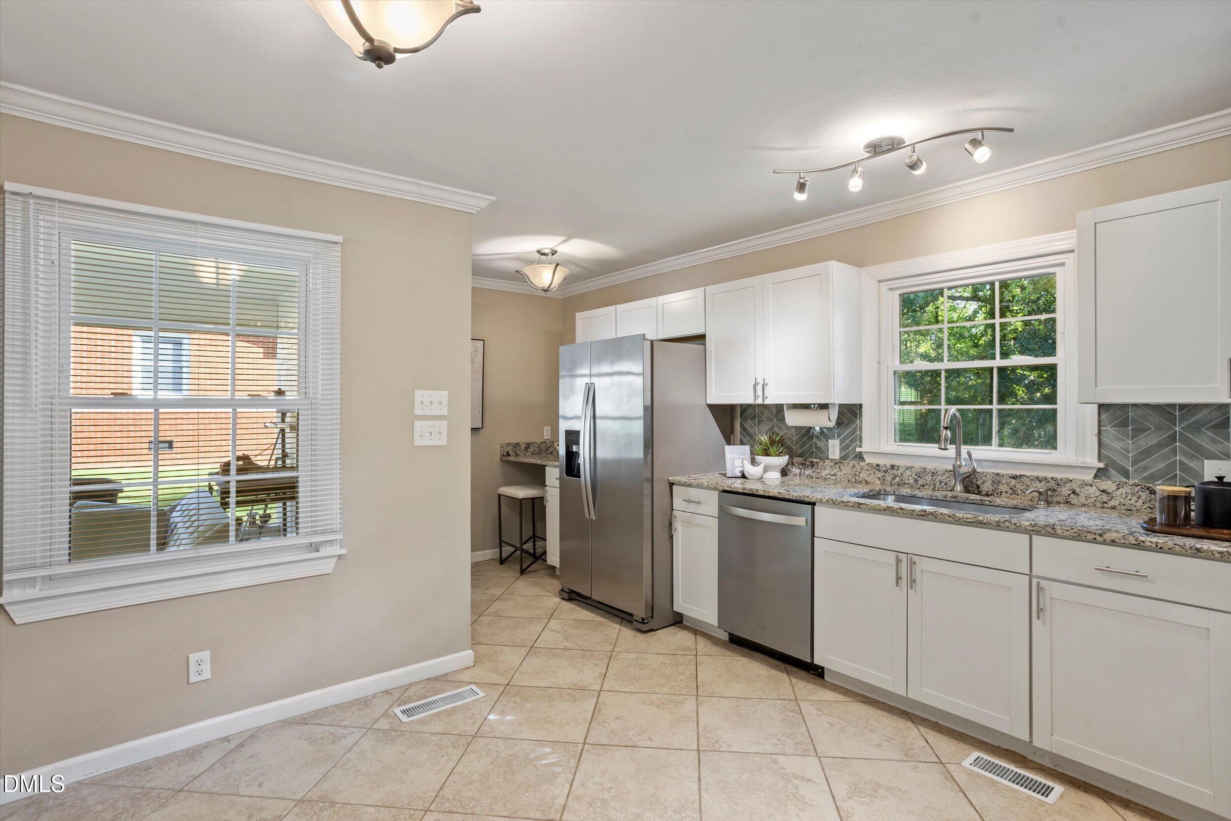 931 Allister Road Property Photo 13