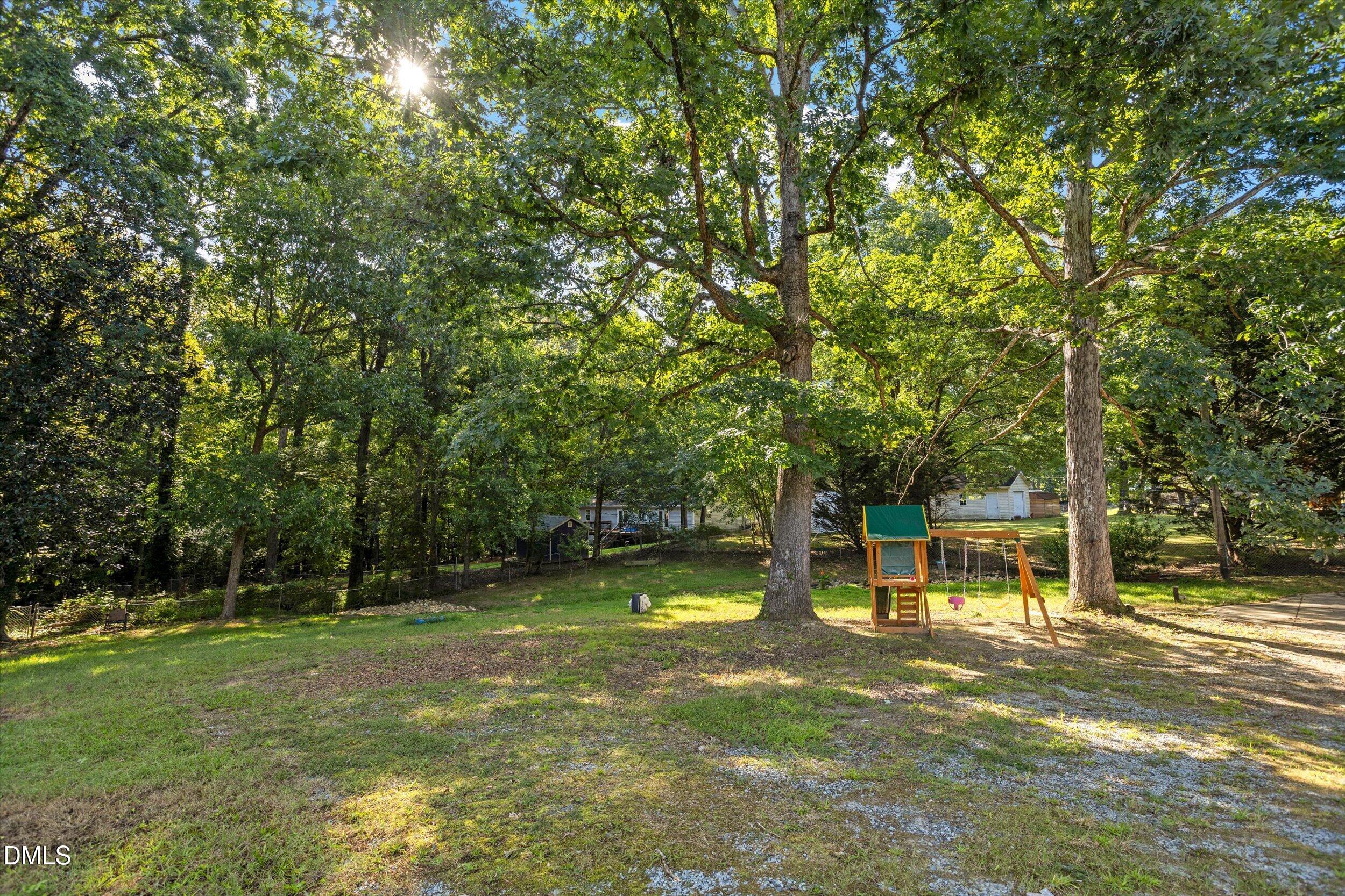 931 Allister Road Property Photo 33