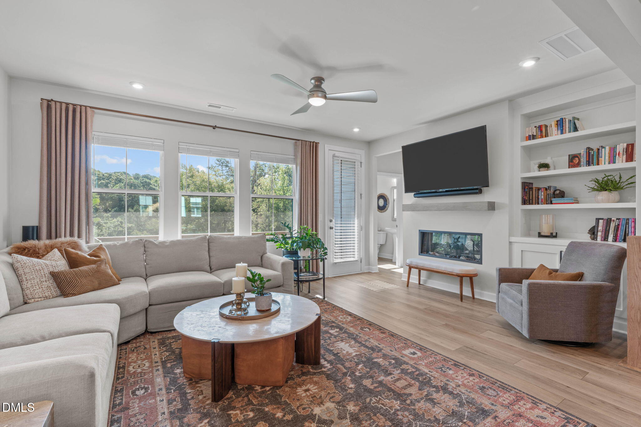 4722 Cypress Tree Lane Property Photo 4