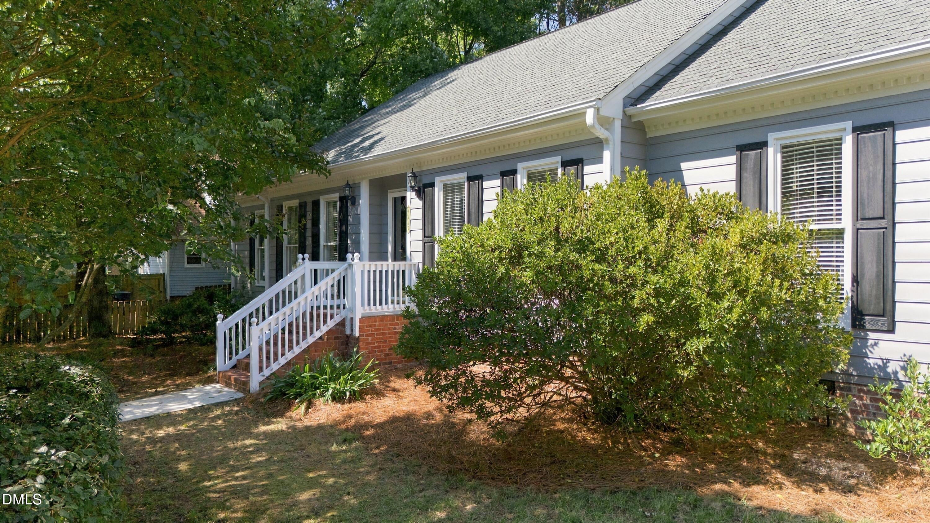 2905 Legging Lane Property Photo 1