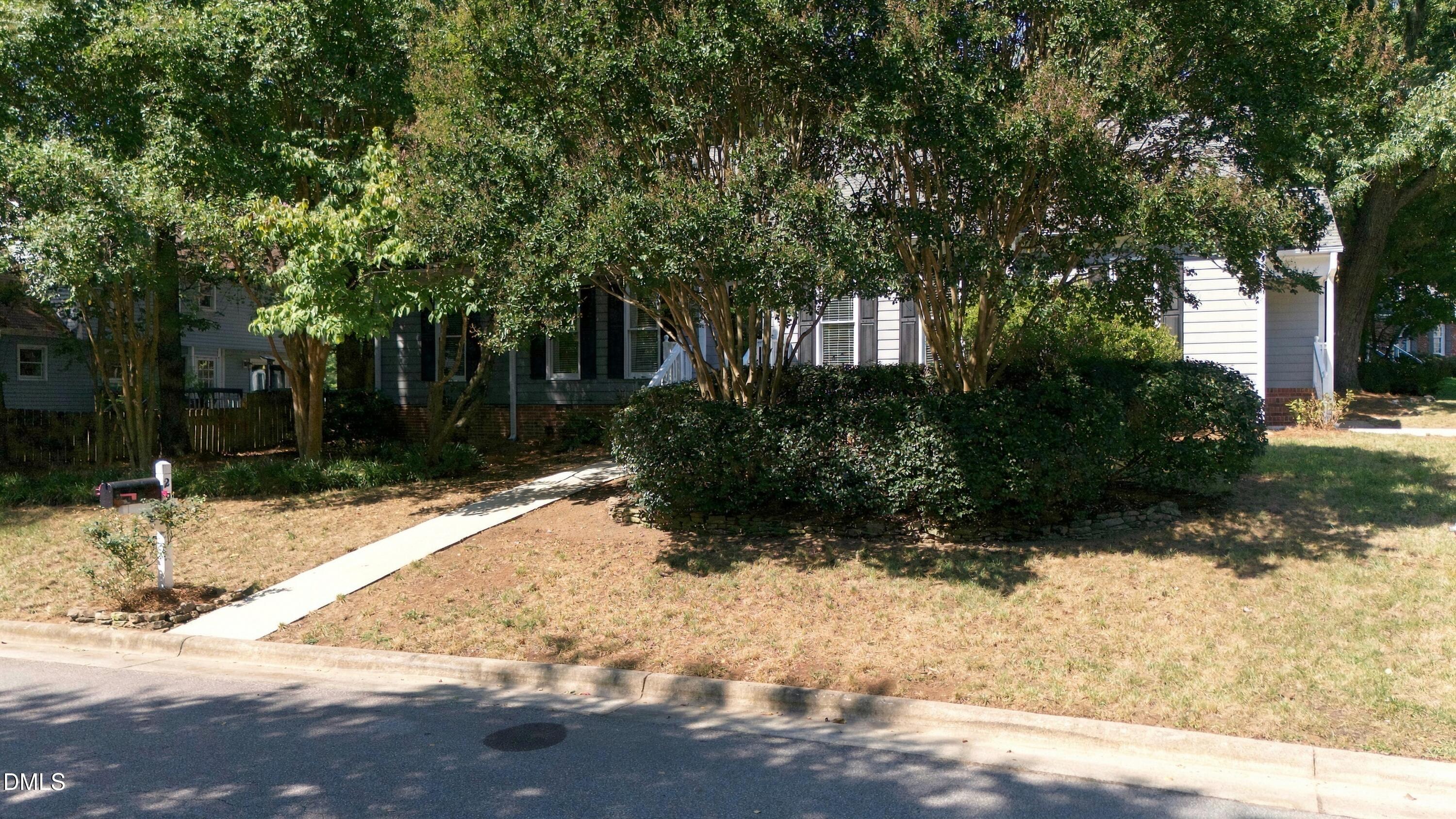 2905 Legging Lane Property Photo 5