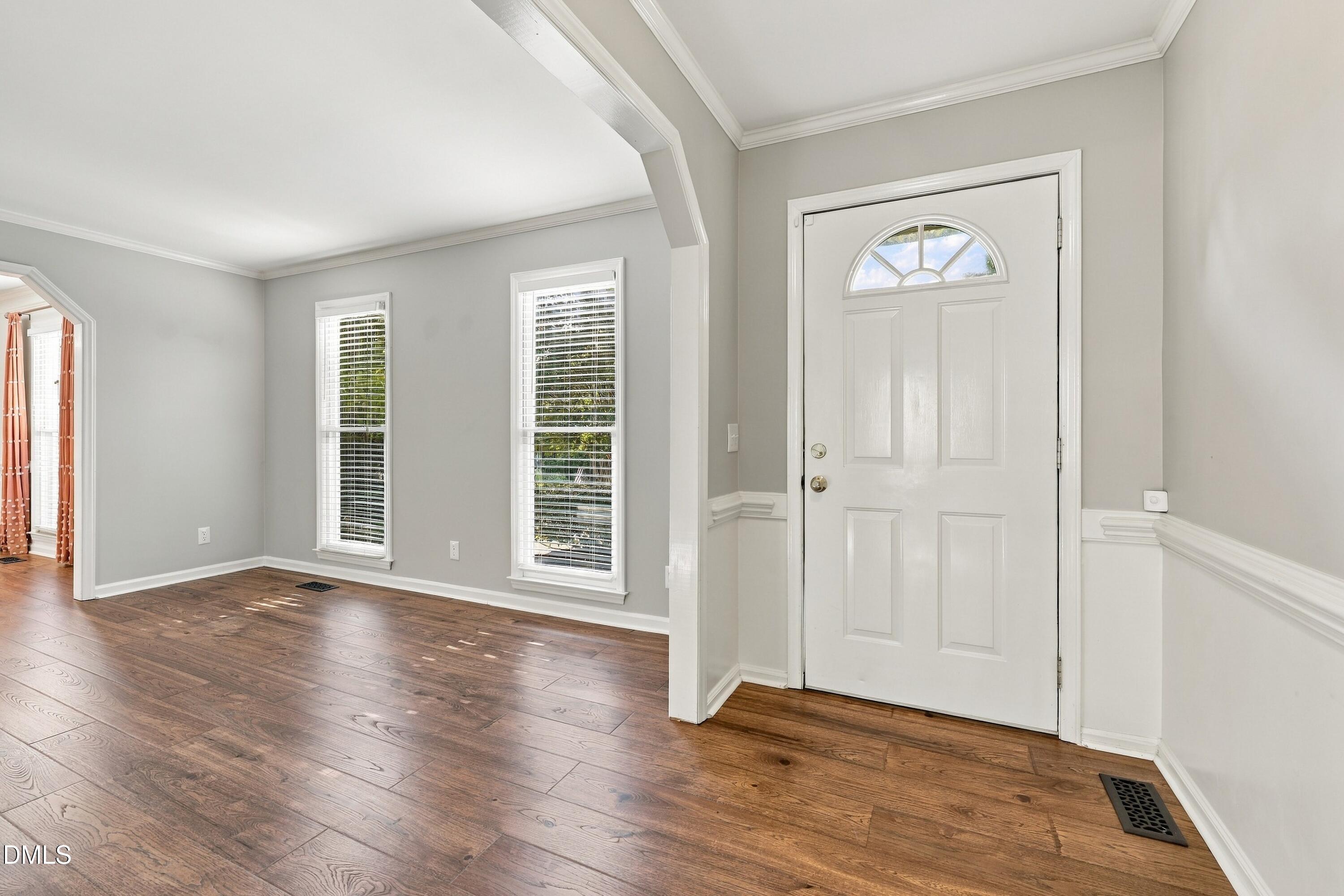 2905 Legging Lane Property Photo 6