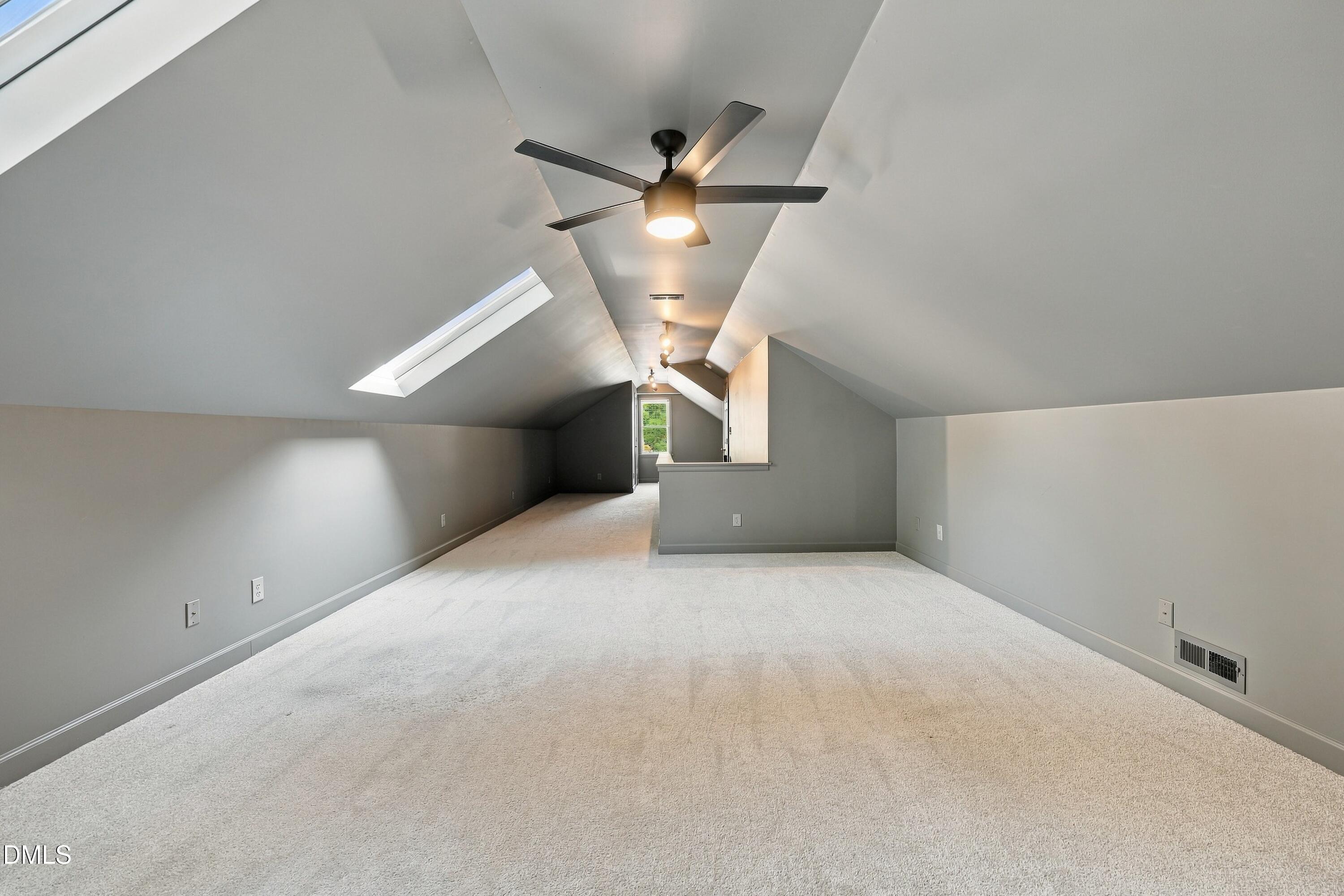 2905 Legging Lane Property Photo 39