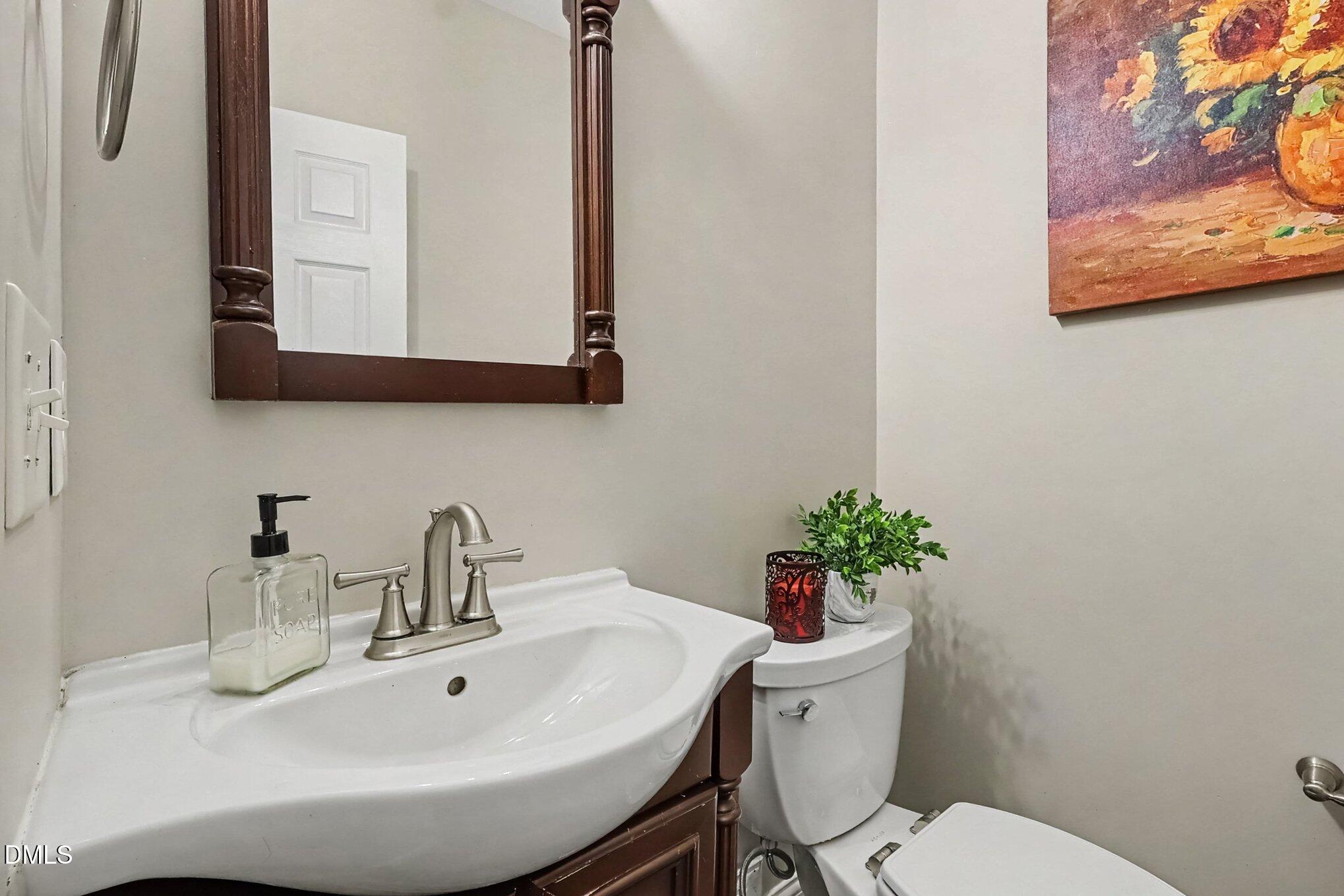 400 Texanna Way Property Photo 9