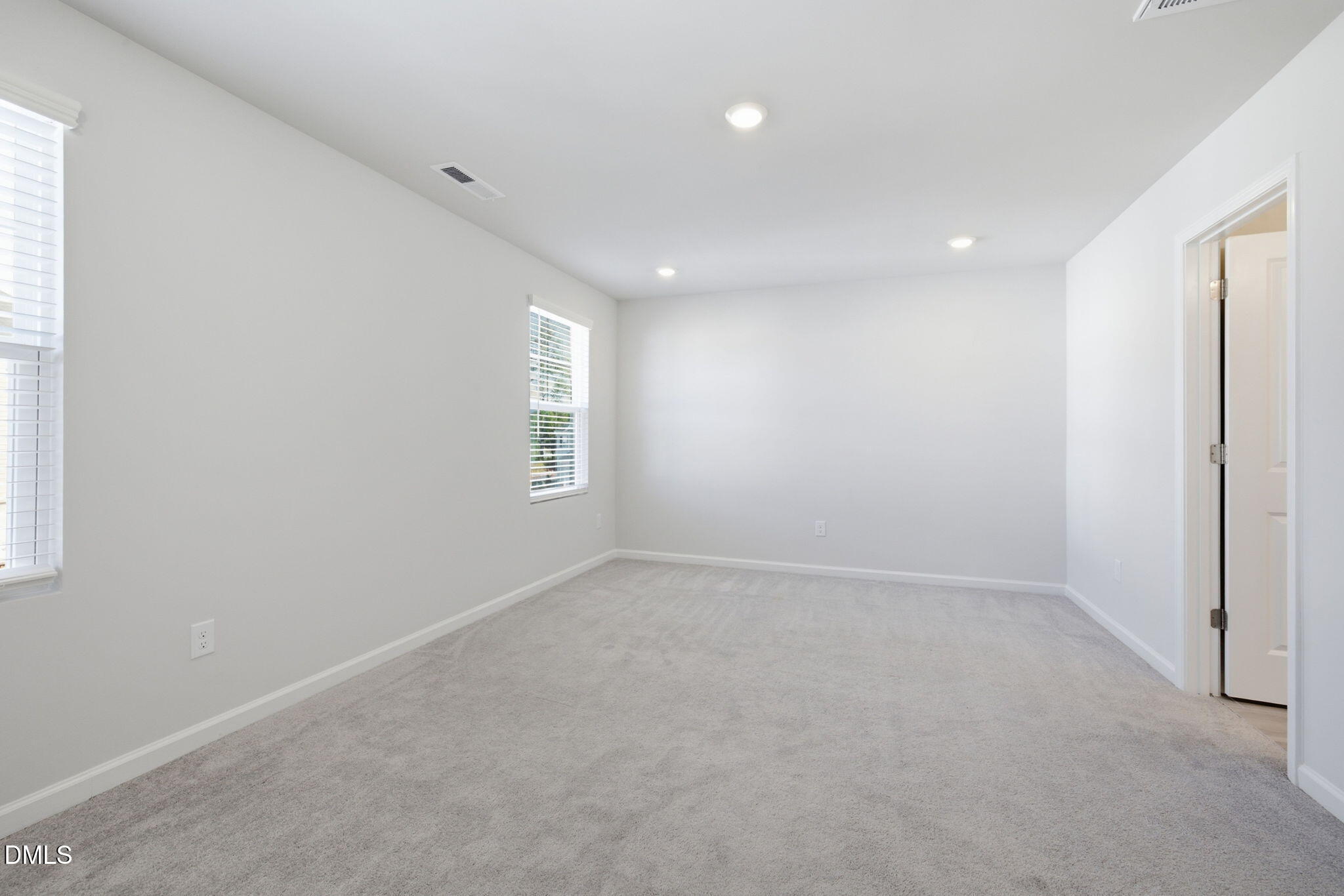 1011 Hemlock Cone Way Property Photo 24