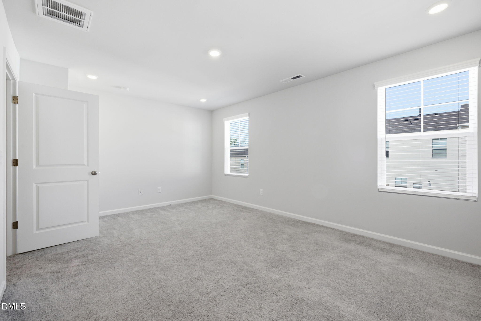 1011 Hemlock Cone Way Property Photo 26