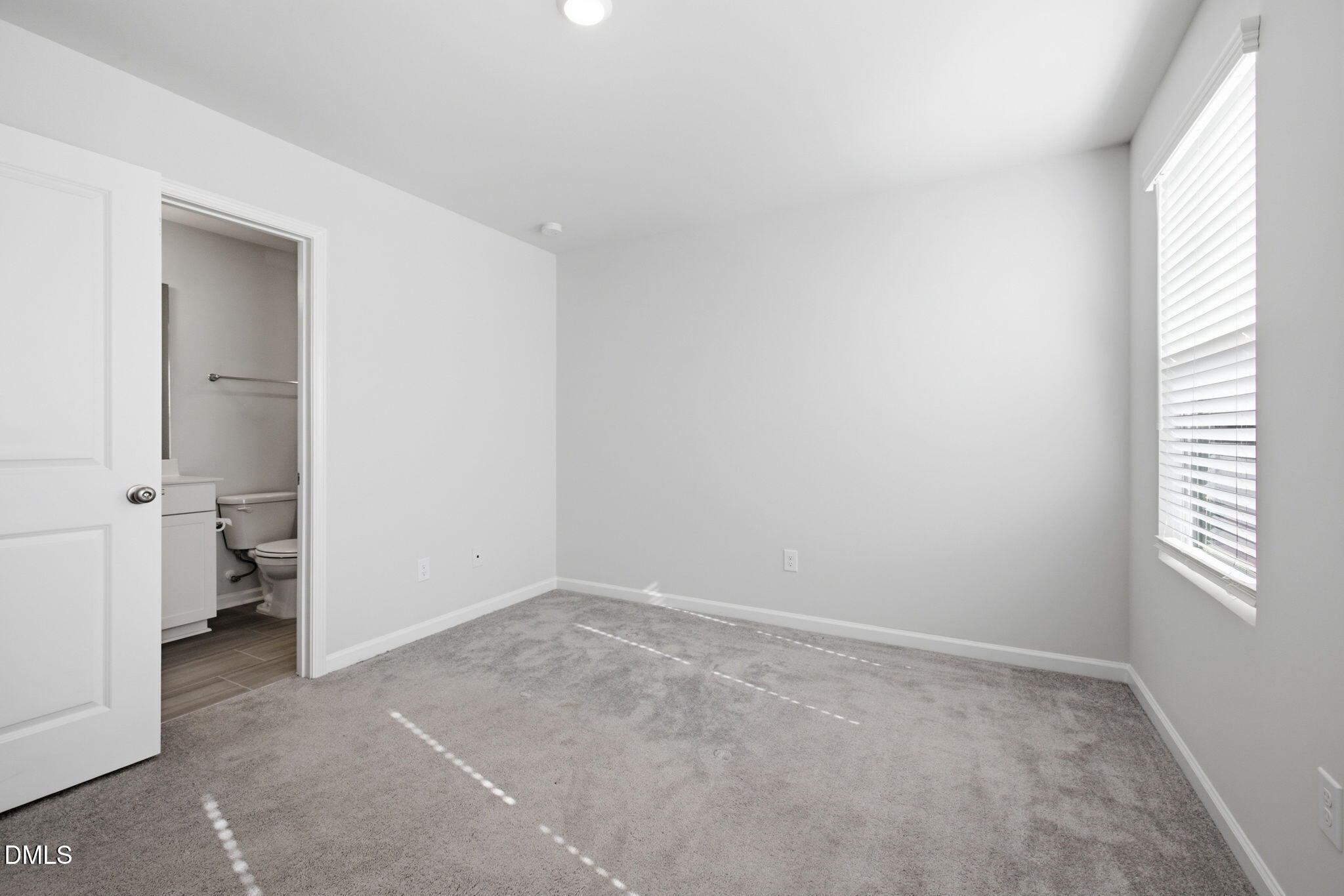 1011 Hemlock Cone Way Property Photo 33