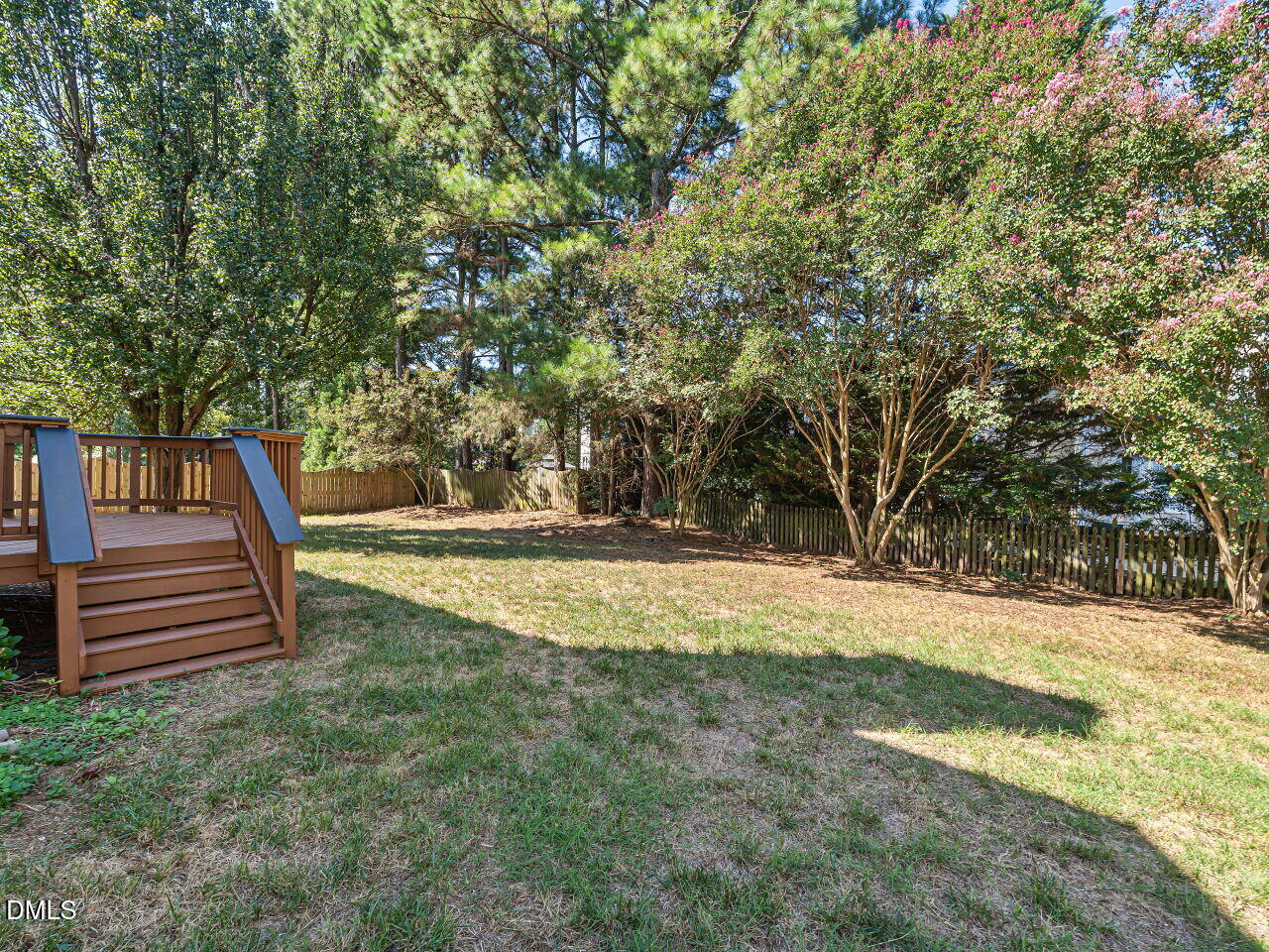 217 Ravenstone Drive Property Photo 35