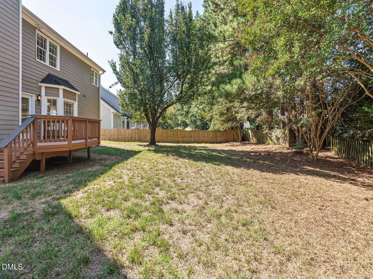 217 Ravenstone Drive Property Photo 37