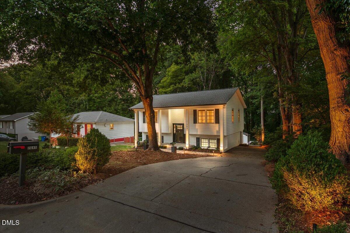7645 Summerglen Drive Property Photo 2