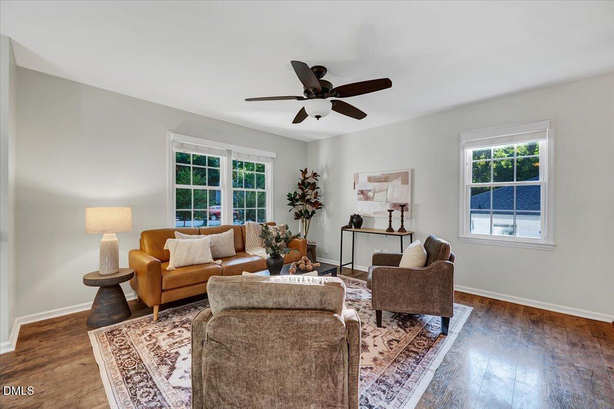7645 Summerglen Drive Property Photo 4