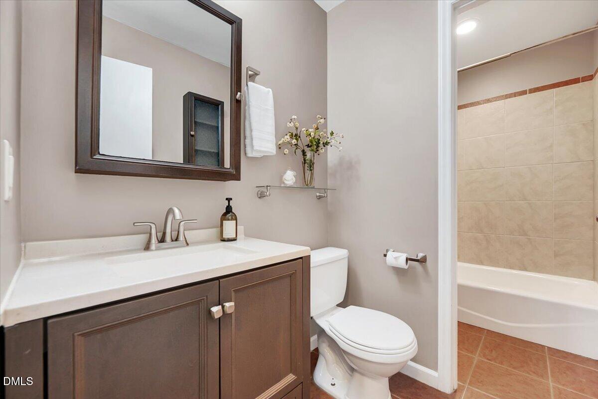 7645 Summerglen Drive Property Photo 12