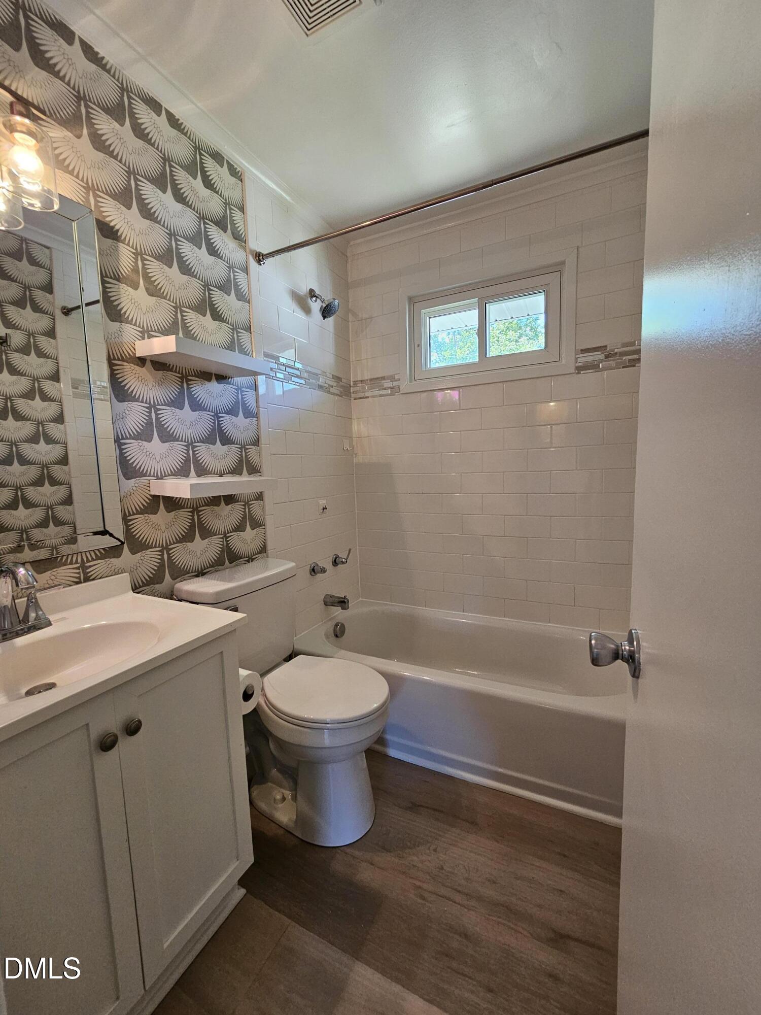 707 Daniels Street D Property Photo 22