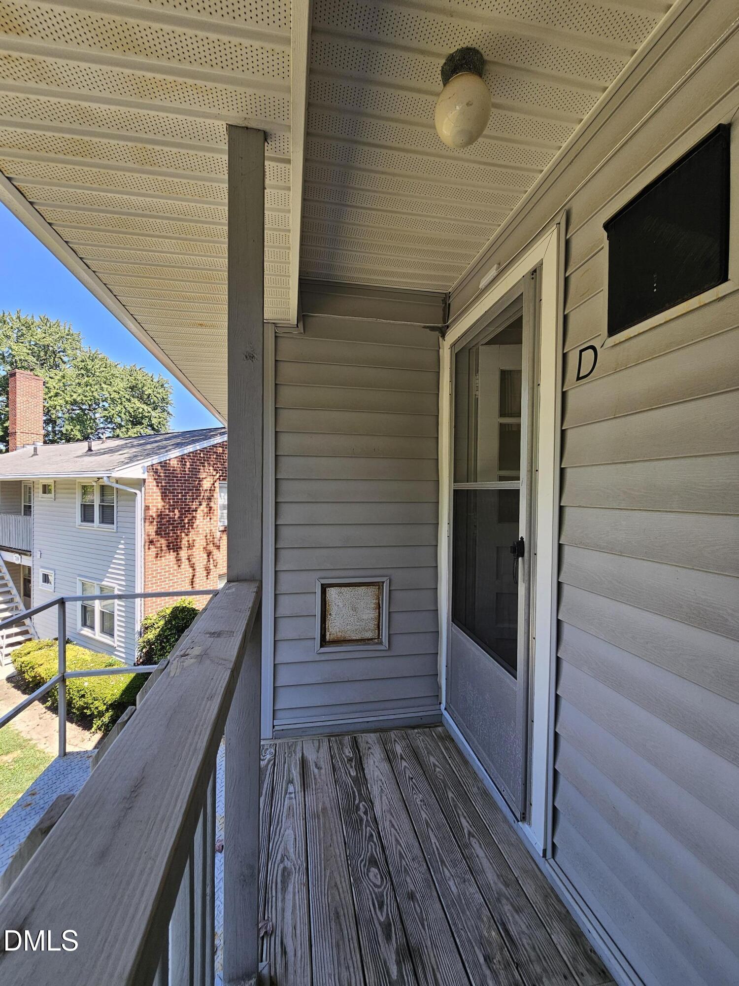 707 Daniels Street D Property Photo 23