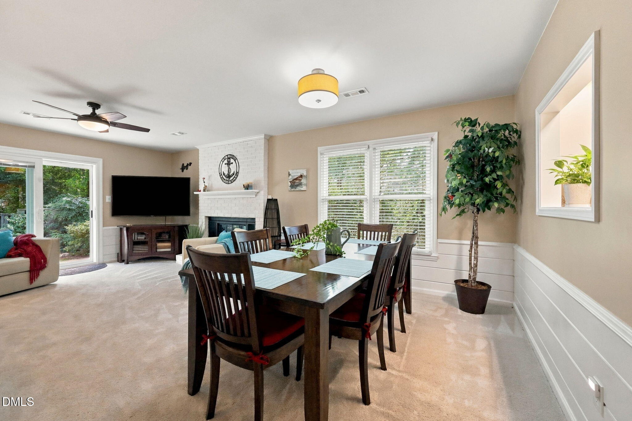6412 Meadow View Drive Property Photo 10