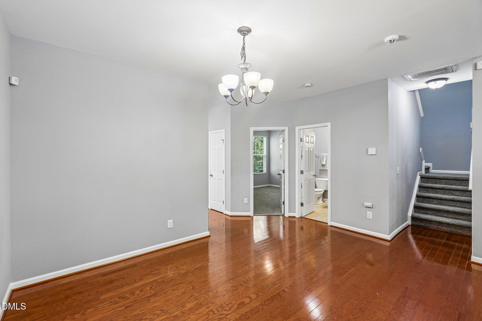 942 Shining Wire Way Property Photo 11