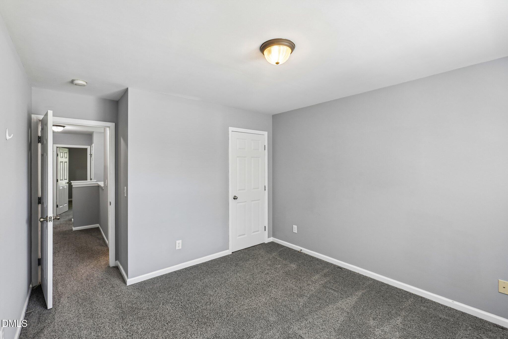 942 Shining Wire Way Property Photo 17