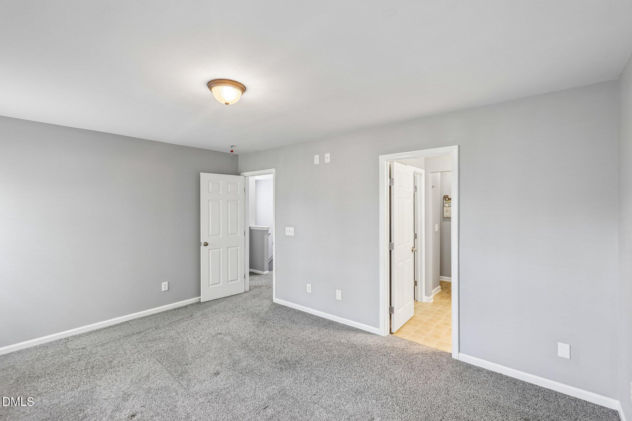 942 Shining Wire Way Property Photo 22