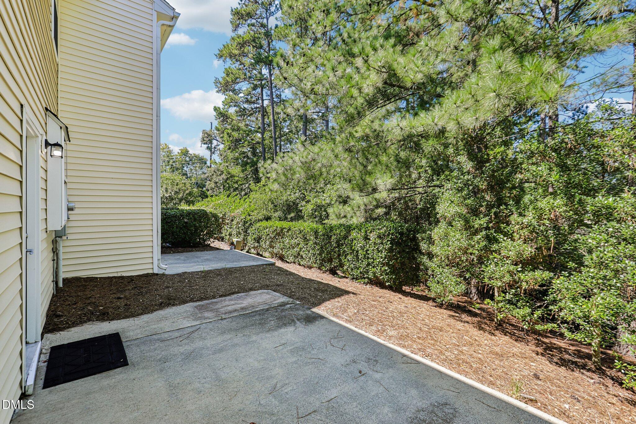 942 Shining Wire Way Property Photo 27