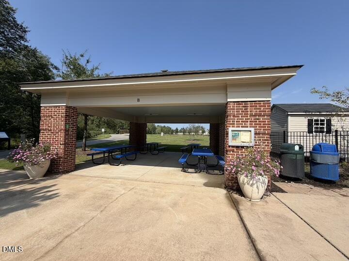 942 Shining Wire Way Property Photo 34