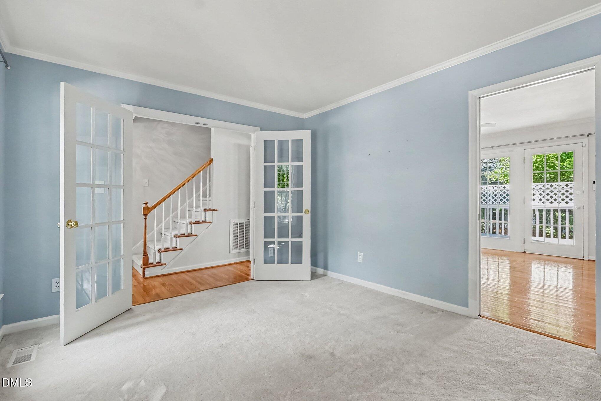 203 Silvercliff Trail Property Photo 8