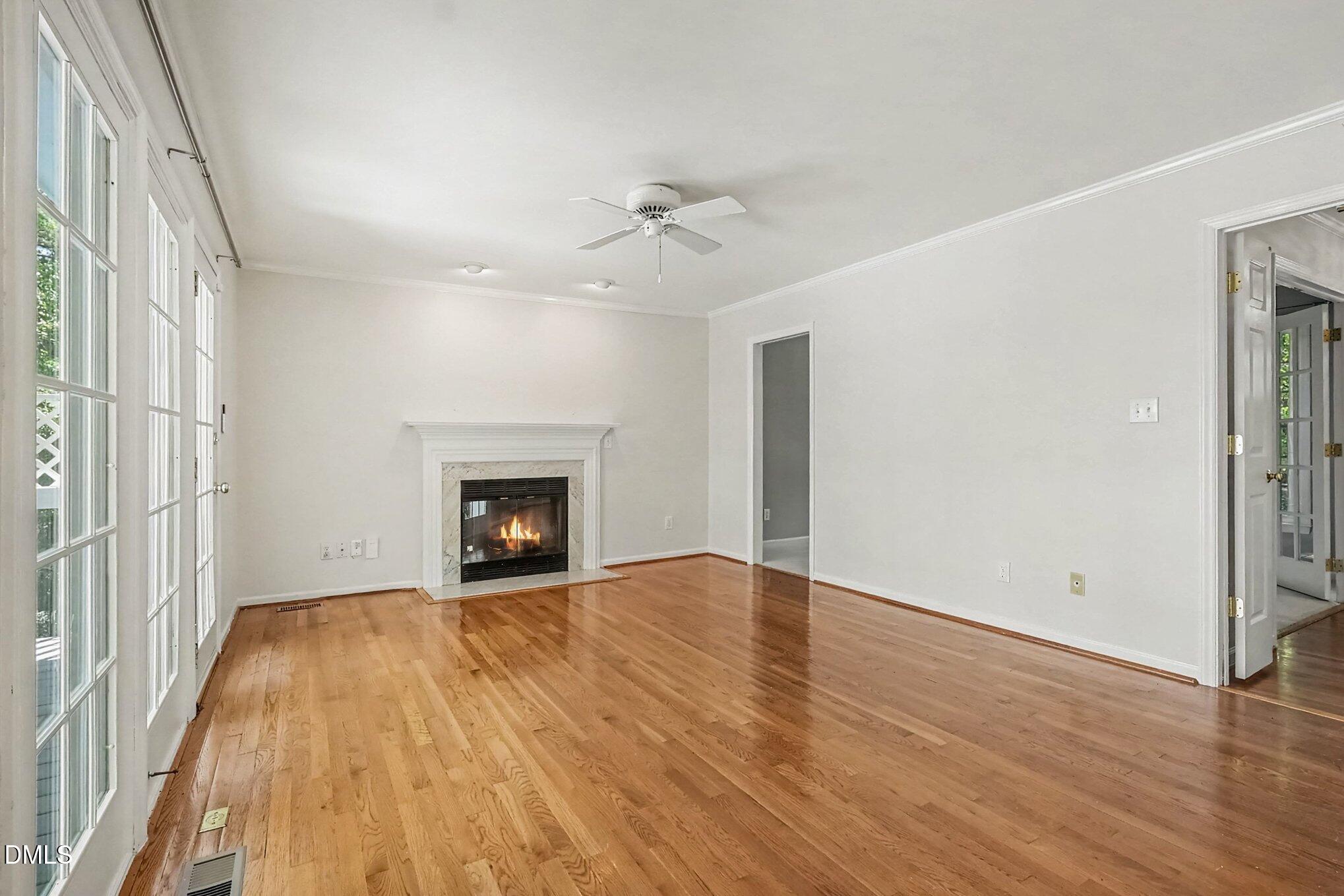 203 Silvercliff Trail Property Photo 10