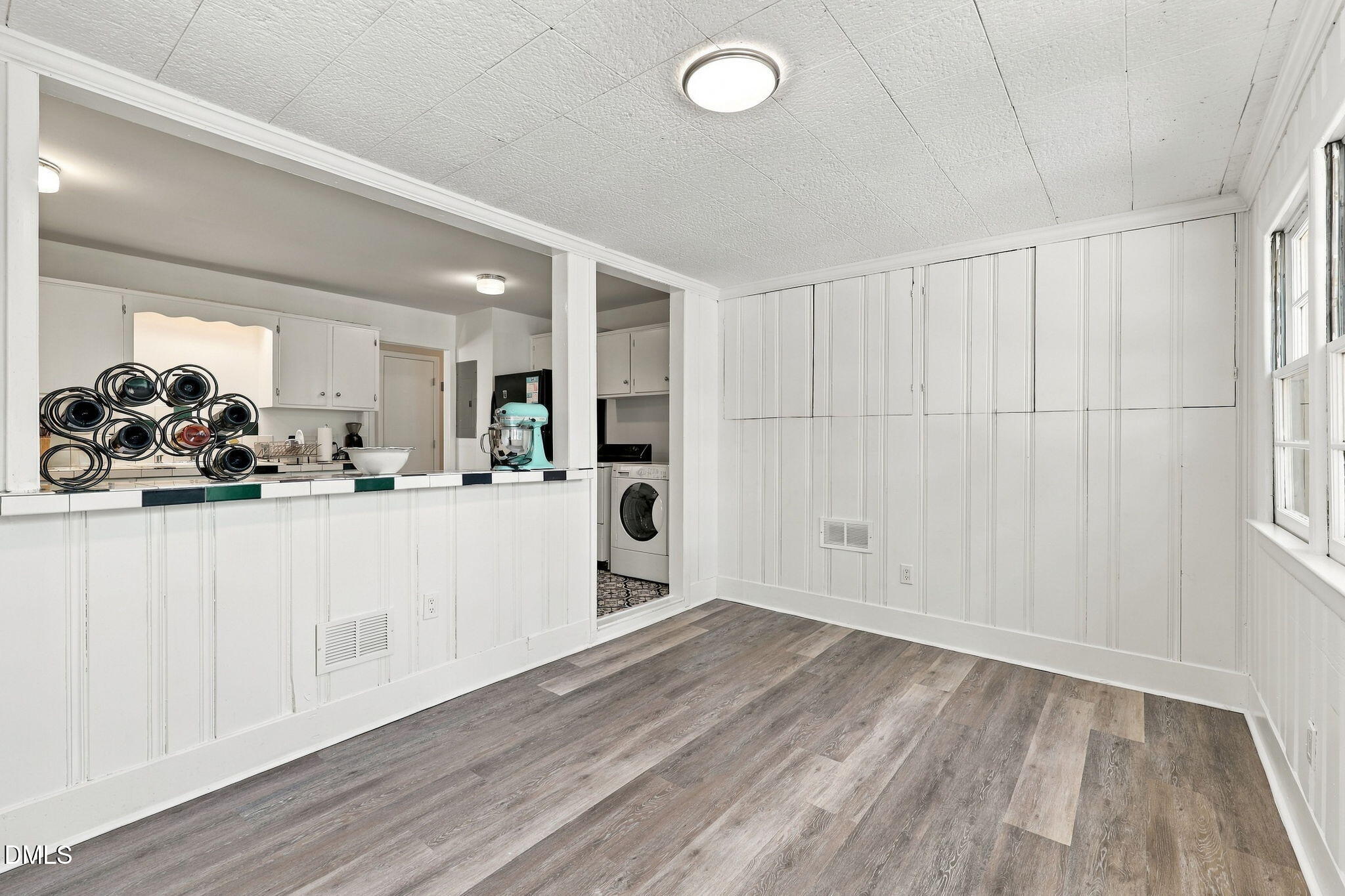 513 Banks Street Property Photo 13